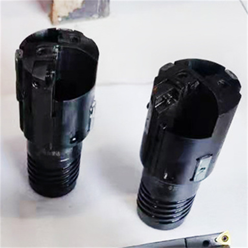 Công cụ nhàm chán truy cập