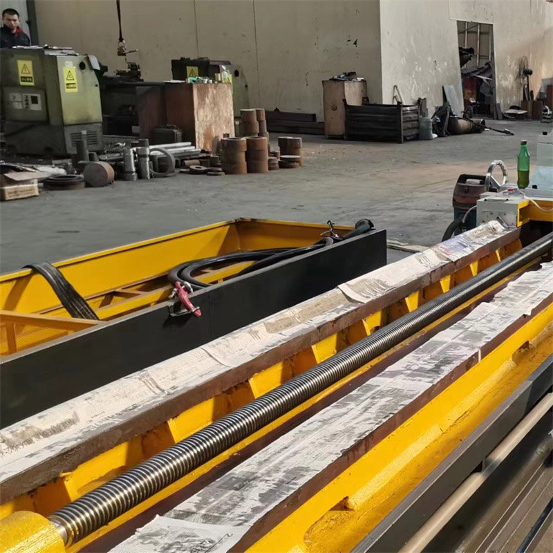 Машина глубокого сверления